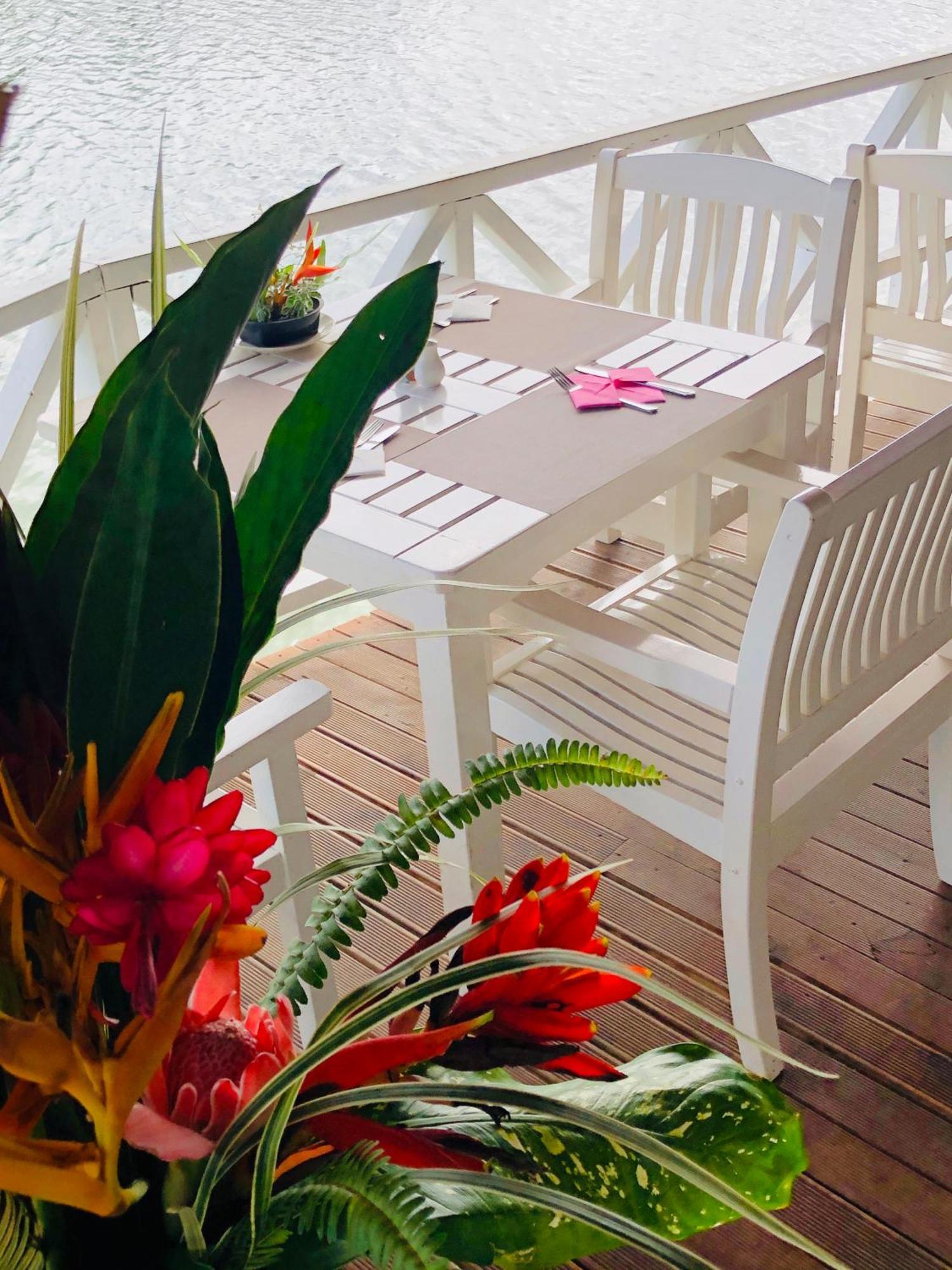 Tropicana Lagoon Apartments Port Vila Buitenkant foto