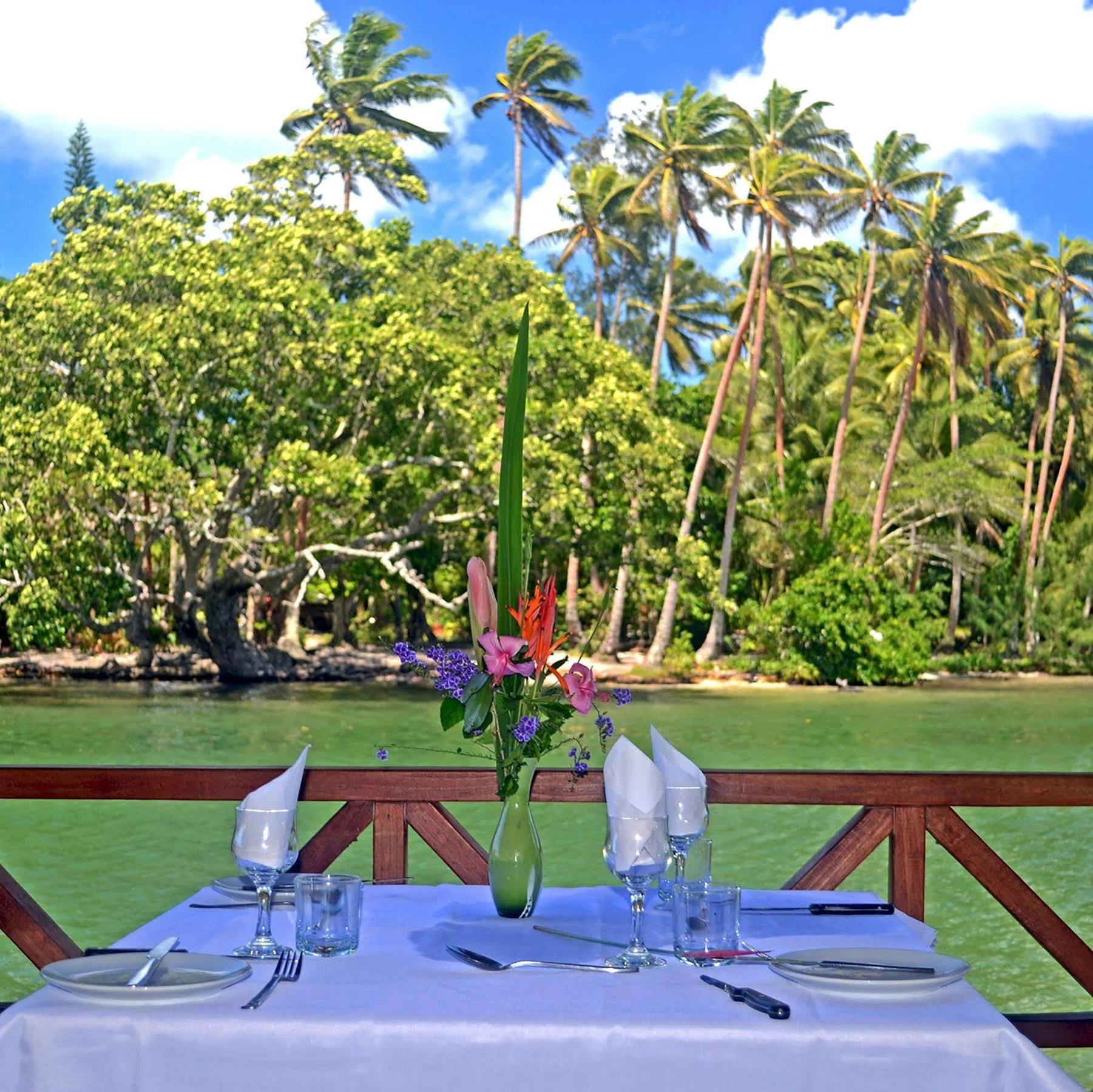 Tropicana Lagoon Apartments Port Vila Buitenkant foto