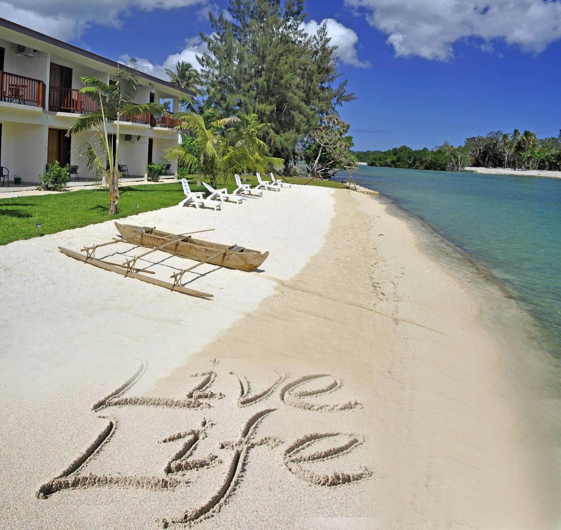 Tropicana Lagoon Apartments Port Vila Buitenkant foto