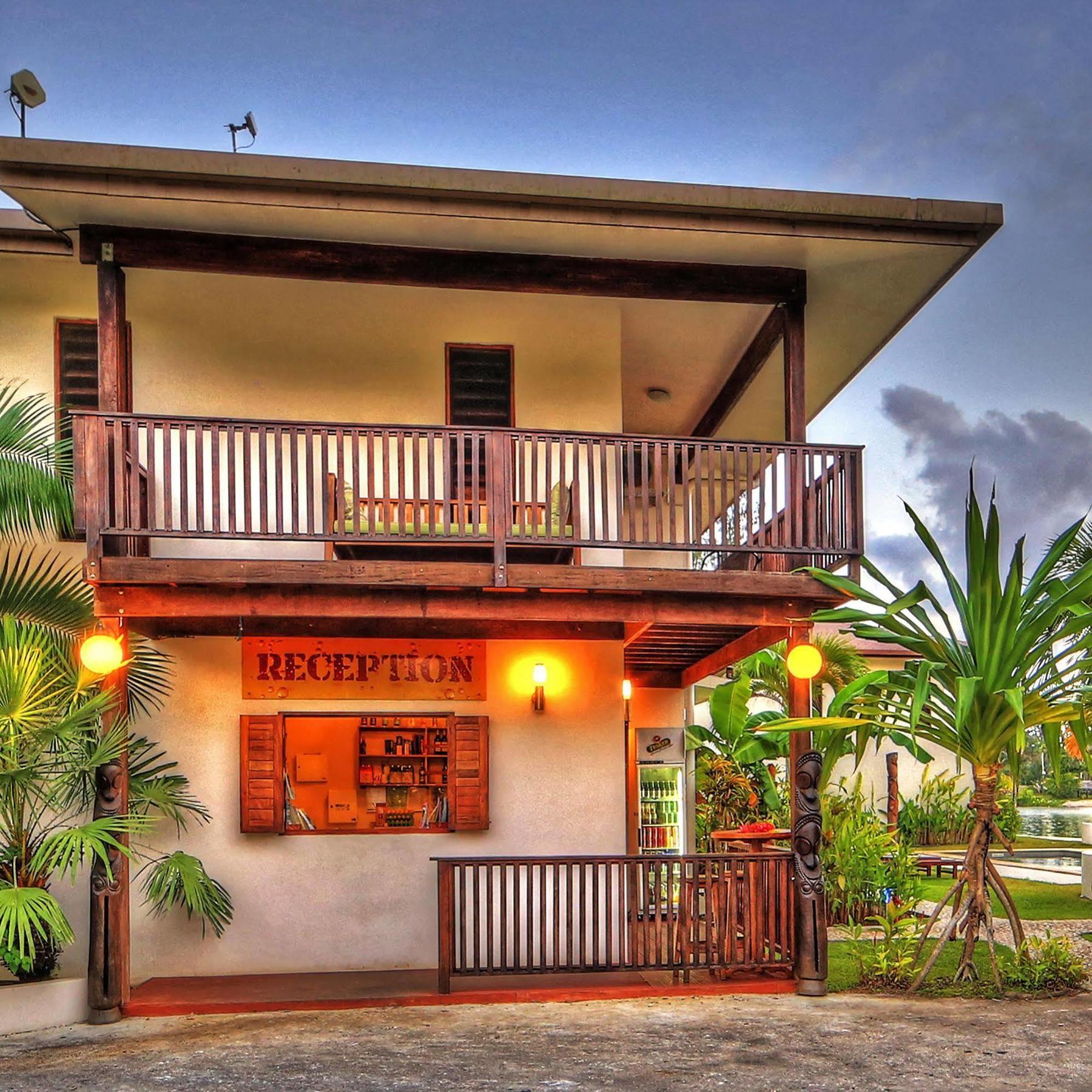 Tropicana Lagoon Apartments Port Vila Buitenkant foto
