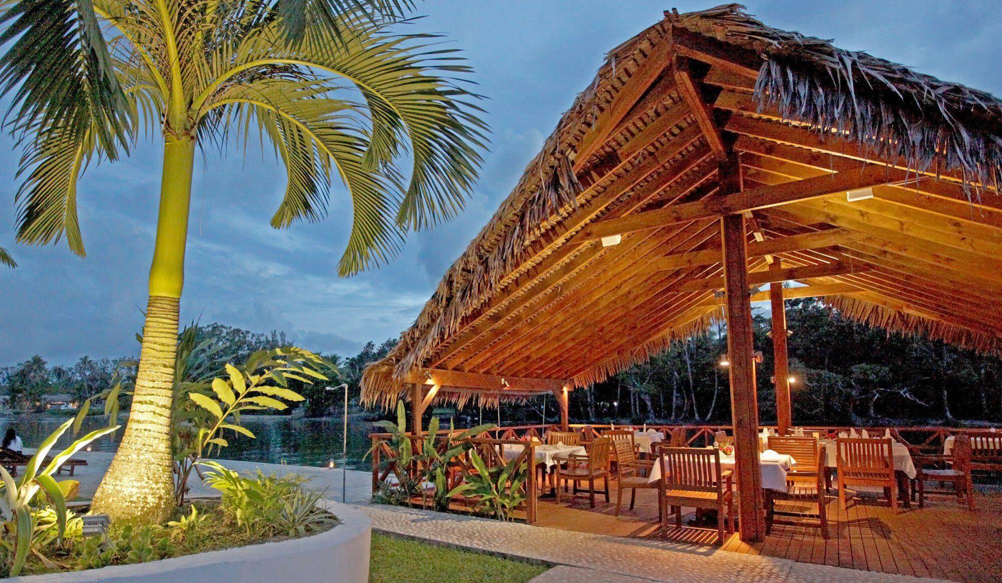 Tropicana Lagoon Apartments Port Vila Buitenkant foto